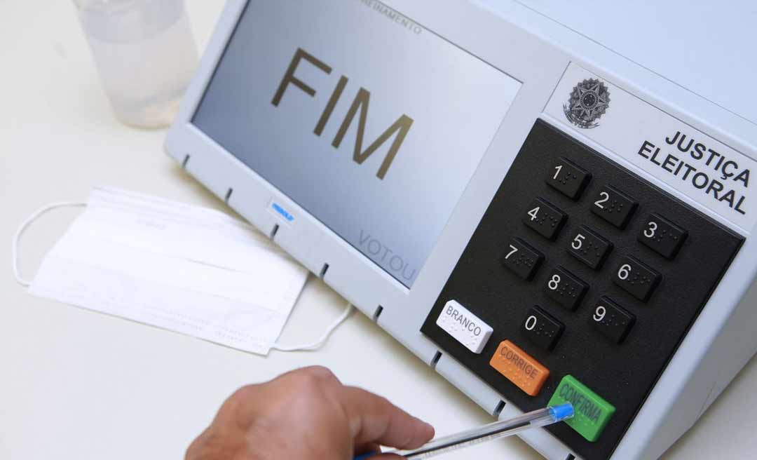 Falta de justificativa por não votar nas eleições municipais impede expedição de documentos