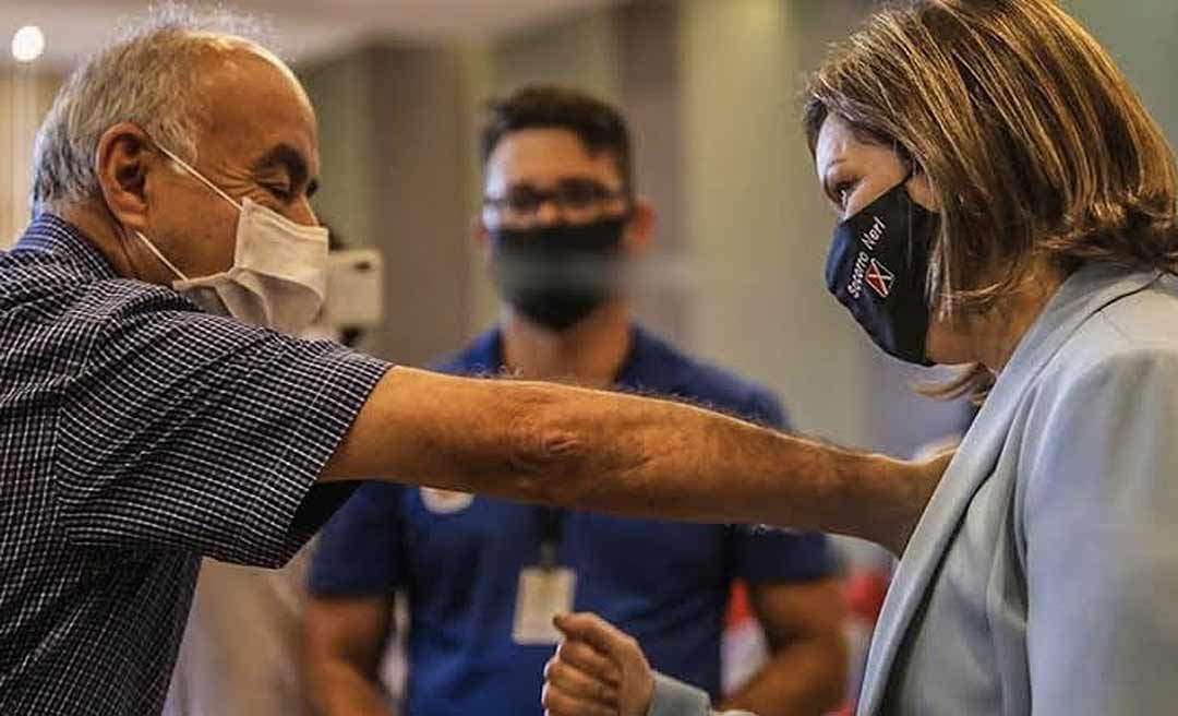 De olho na transição, Bocalom chama Socorro de "minha querida professora" e diz que prefeita é sua "amiga pessoal"