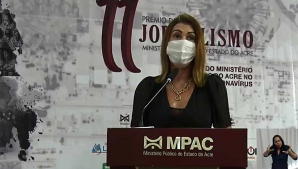 “Queremos a nossa vacina e vamos ter que cobrar por ela”, diz Guida Aquino no MPAC