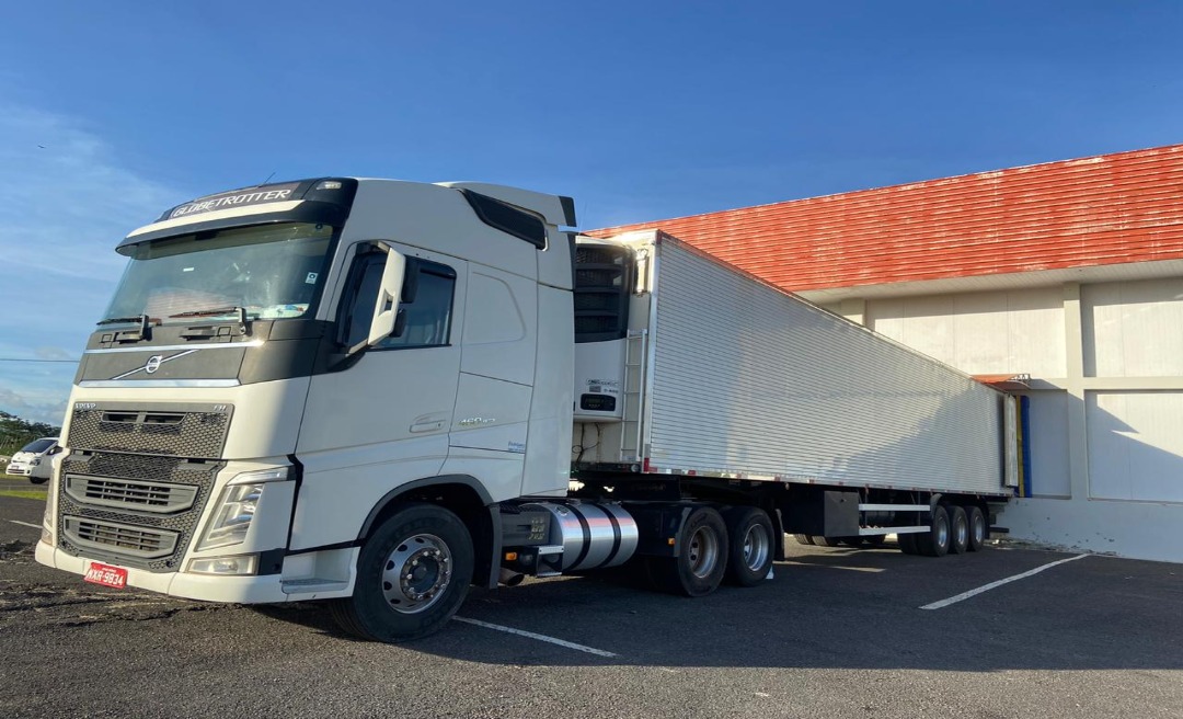 Mais um carregamento de carne bovina parte do Frigordo em direção ao Nordeste