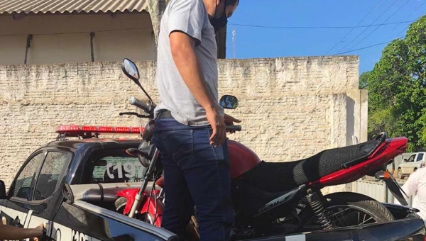 Após roubarem moto na Cidade do Povo, menores são aprendidos por agentes da Polícia Civil