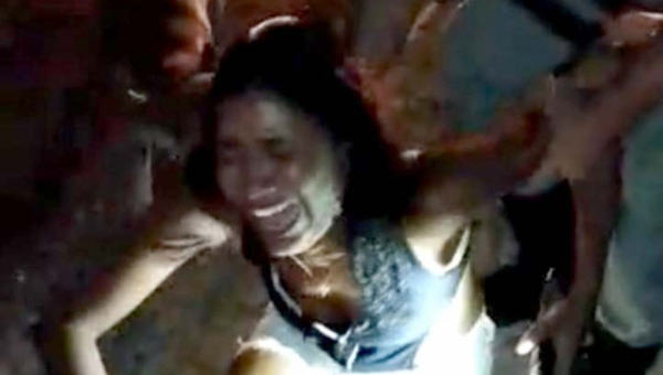 Vídeo traz imagens do desespero da mãe das crianças que morreram carbonizadas em Rio Branco