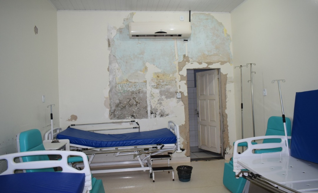 Hospital de Xapuri tem só um médico, que atende ao mesmo tempo pacientes com covid-19 e até grávidas