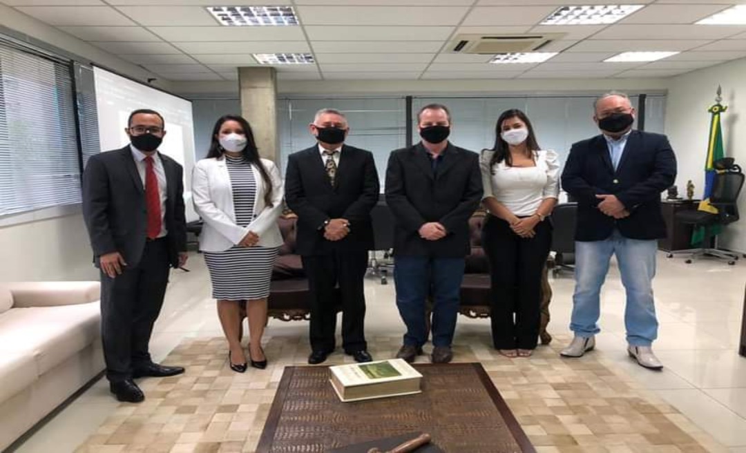 Pedro Longo participa de assinatura de termo de cooperação entre Procon e Judiciário e destaca benefício ao consumidor acreano