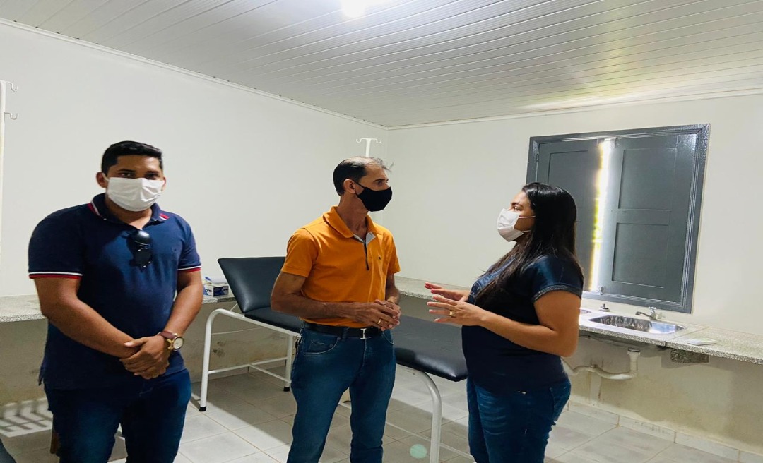 Prefeito em exercício Raimundo Maranguape acompanha atendimento de pacientes com sintomas de dengue em unidade de referência