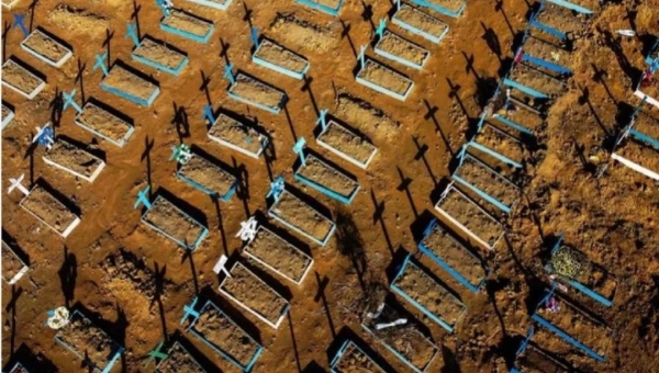 Manaus tem 198 enterros nesta quarta e bate recorde pelo 4º dia seguido