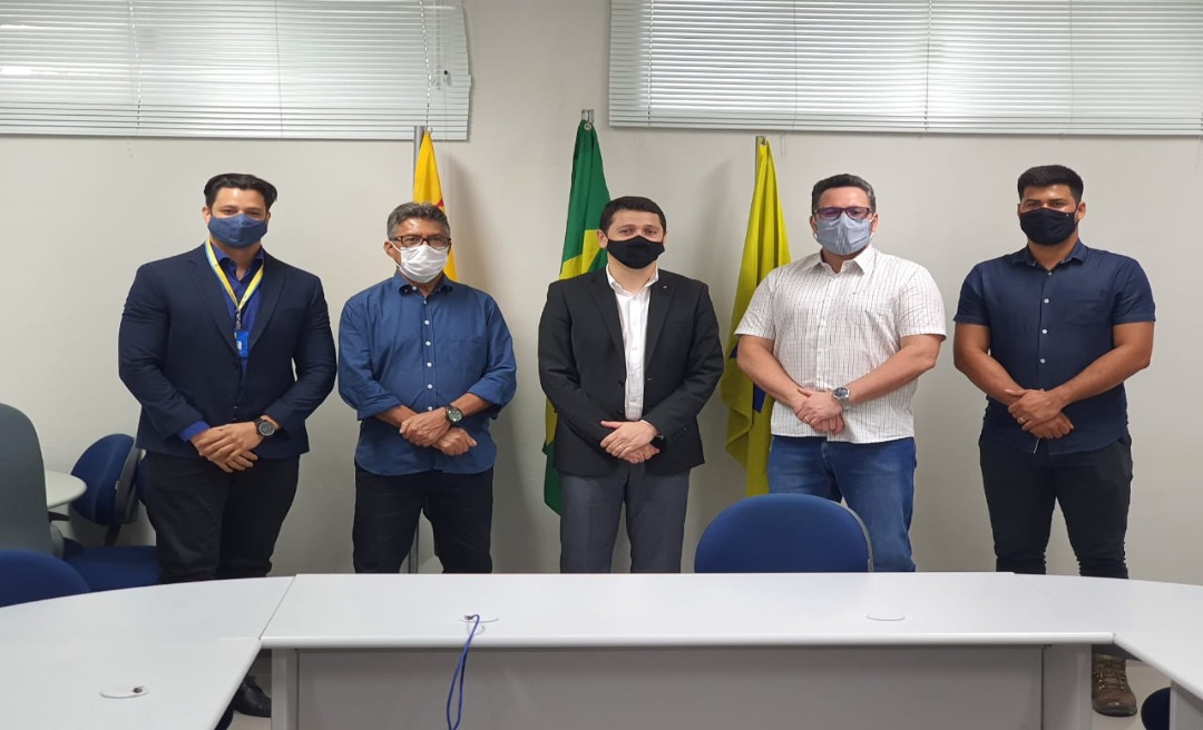 Deputado Alan Rick reúne-se com superintendente do Banco do Brasil e pede que agências no Acre não sejam fechadas