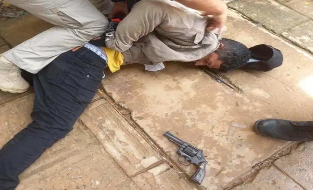 Dupla de acreanos tenta assaltar casa de câmbio em Cobija e foge sem nada; um foi preso