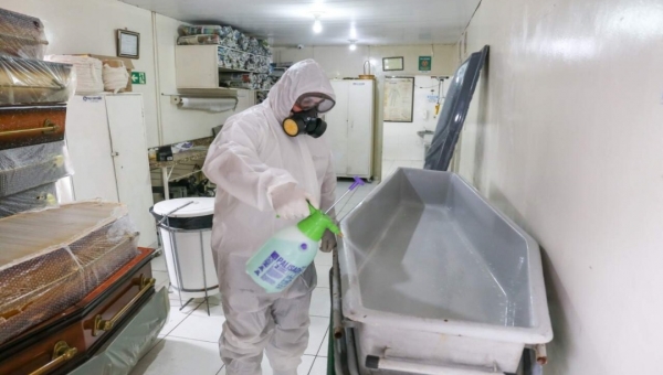 No dia em que vive a expectativa de vacinação contra a covid, Acre registra mais uma vítima fatal da doença