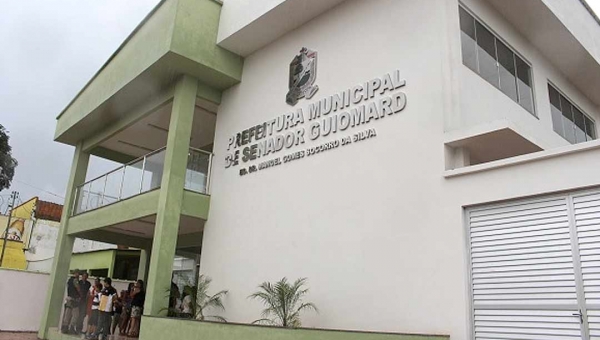 Justiça decreta indisponibilidade de bens de servidores públicos de Senador Guiomard