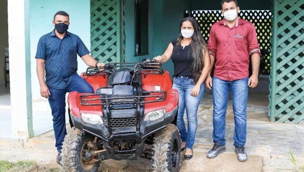 Após solicitação do prefeito Naudo Ribeiro, diretora-presidente do Depasa envia quadriciclo para o Jordão