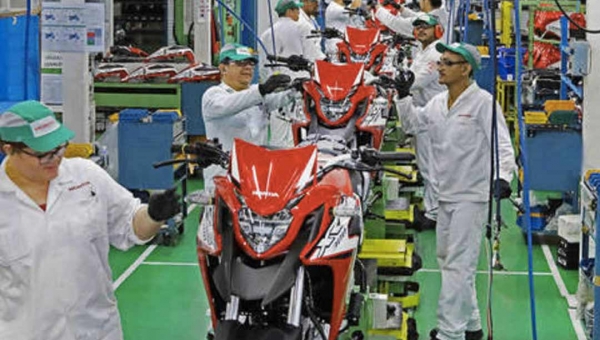 Honda anuncia suspensão temporária da produção de motos em Manaus