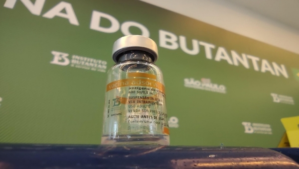 Vacinas serão trazidas ao Acre em voo comercial da Latam nesta segunda