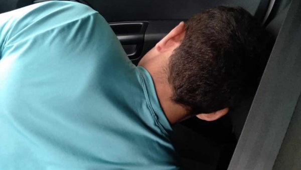 Polícia Civil prende traficante que aterrorizava moradores no bairro da Cobal em Mâncio Lima