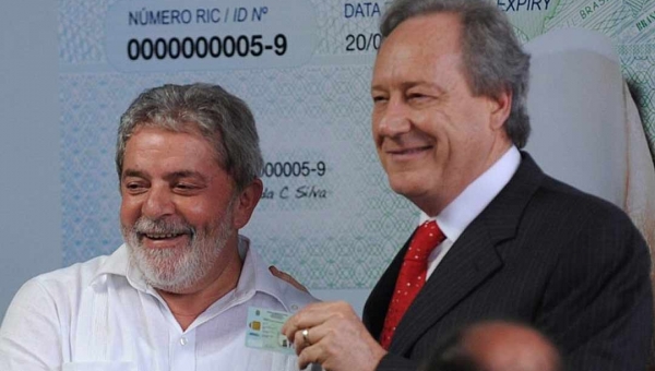 Lewandowski retira sigilo de conversas da Lava Jato e dá acesso à defesa de Lula