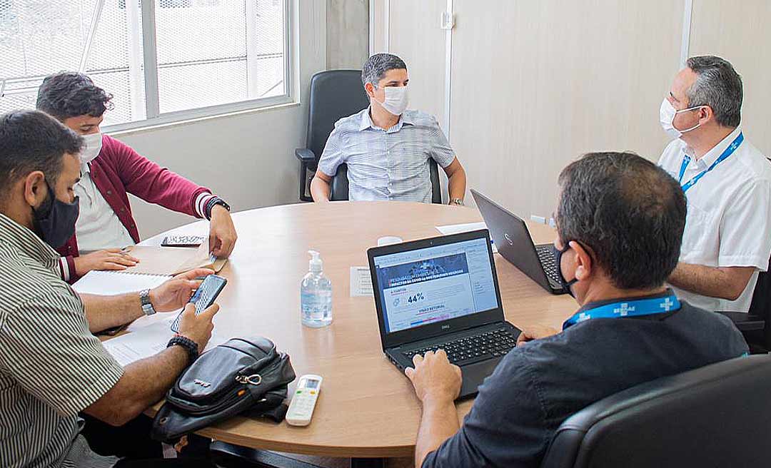 Calegário e Sebrae fecham parceria em projeto que isentará micro e pequenos empresários de várias taxas e impostos