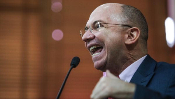 Gehlen Diniz diz que Bolsonaro “cometeu um crime contra o povo brasileiro” na condução da pandemia