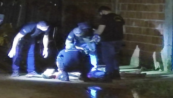 Jovem é executado com quatro disparos de arma de fogo no bairro Santa Inês