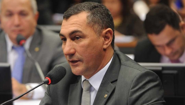 Jesus Sérgio apresenta emenda para impedir corrupção na aquisição de vacinas