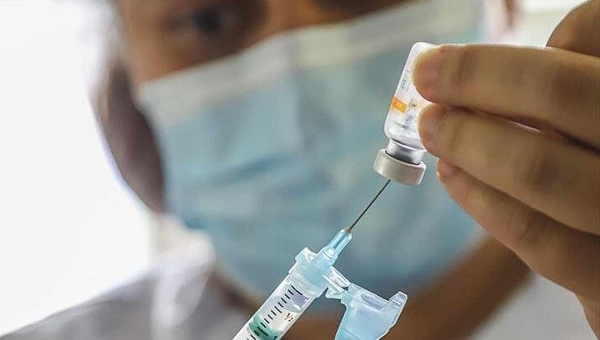 Jenilson propõe multa no valor de R$ 10 mil para quem desrespeitar ordem de vacinação no Acre