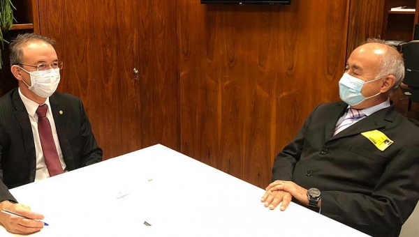 Leo de Brito recebe o prefeito Tião Bocalom e anuncia R$ 1,5 milhão para a saúde de Rio Branco