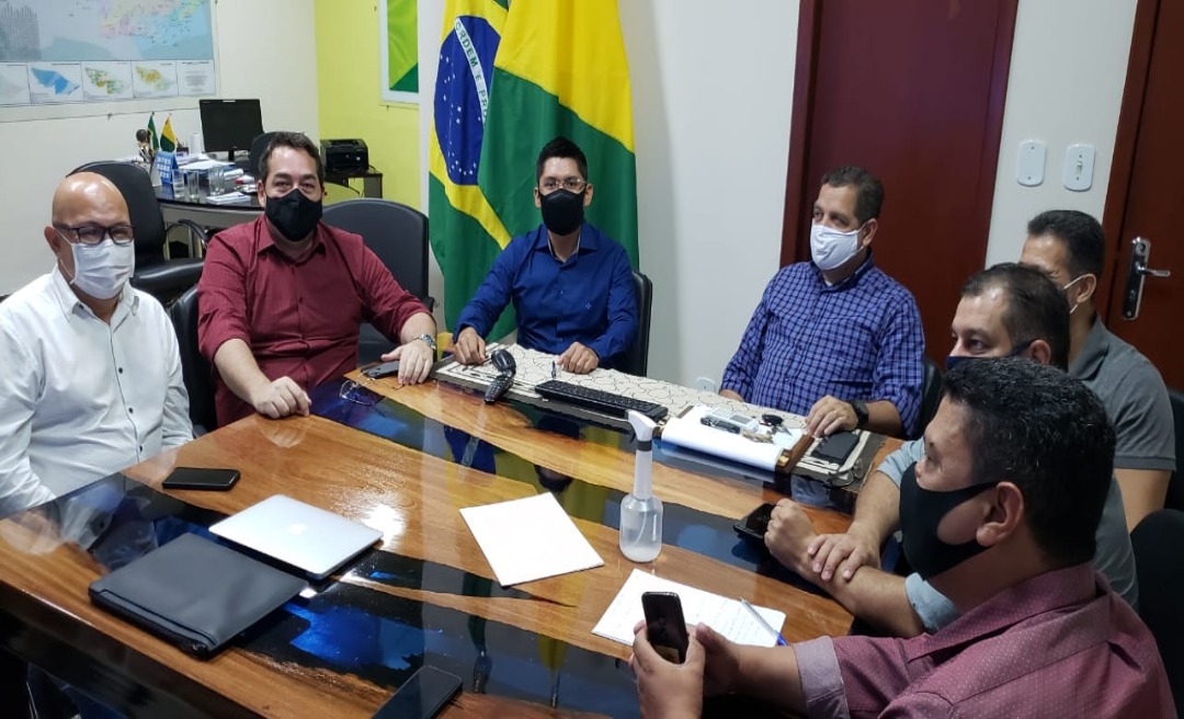 Governo, Fieac e Núcleo de Apoio ao Comércio Exterior se reúnem para planejar ações para 2021