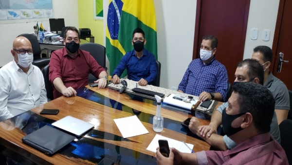 Governo, Fieac e Núcleo de Apoio ao Comércio Exterior se reúnem para planejar ações para 2021