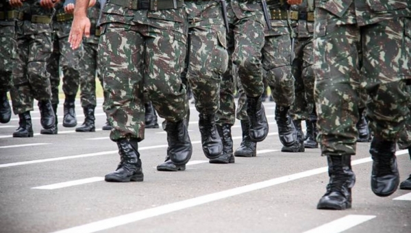 Em 2020, Forças Armadas compraram 700 mil quilos de picanha e 80 mil cervejas