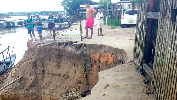 Após a vazante, casas em Tarauacá podem desabar e Defesa Civil faz alerta