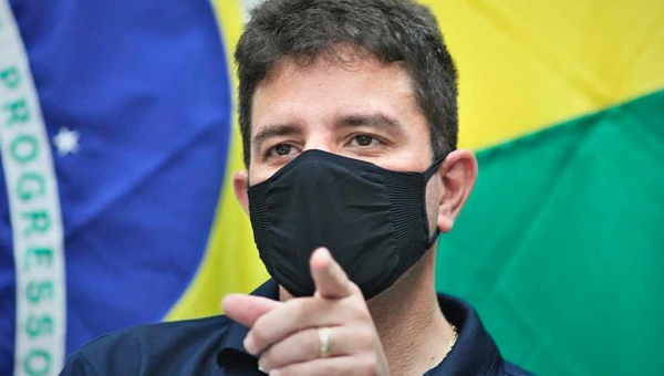 Gladson reedita decreto e inclui laboratórios e consultórios médicos como serviços essenciais