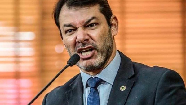 “Lugar de corrupto, de bandido, de ladrão como Luiz Inácio Lula da Silva é na cadeia”, diz Duarte