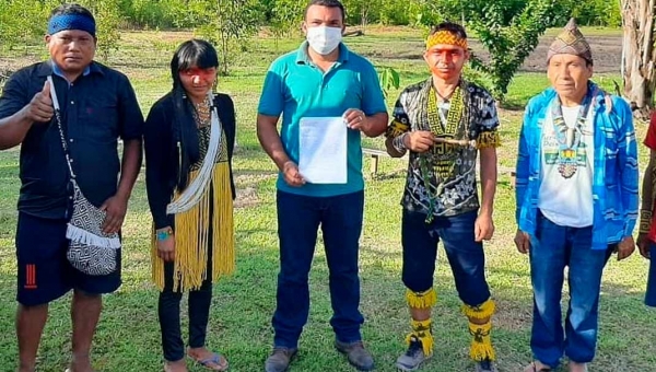 Naudo Ribeiro visita comunidade indígena e garante aproximar ações da gestão