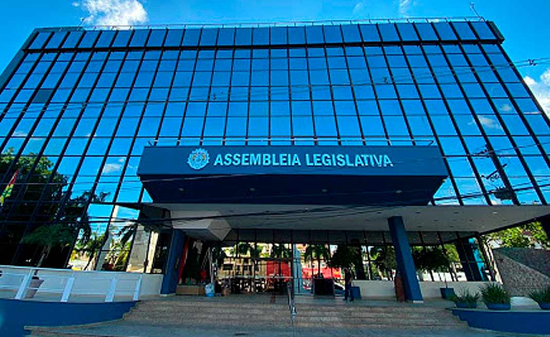 MPAC vai investigar denúncia de perseguição a servidores efetivos da Aleac para beneficiar comissionados