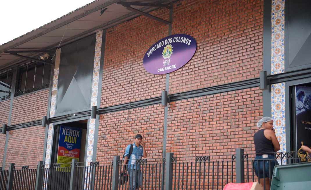 Comerciantes do Mercado dos Colonos estão sem energia após terem fiação roubada por criminosos na madrugada