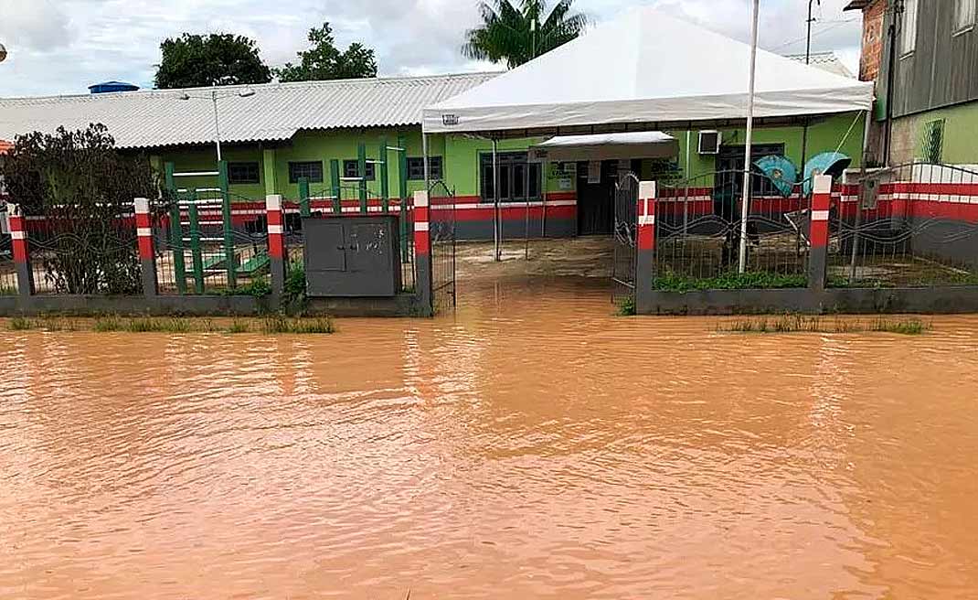 Após grande cheia, Tarauacá registra mais de 2 mil casos de Dengue