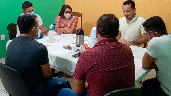 Cansados, servidores da Saúde pretendem parar tudo, caso a Sesacre não sinalize com benefícios