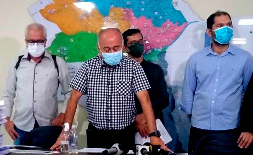 Ameaçado de processo por Socorro Neri, Bocalom diz: "Eu nunca disse o nome da prefeita. Tenho carinho por ela"