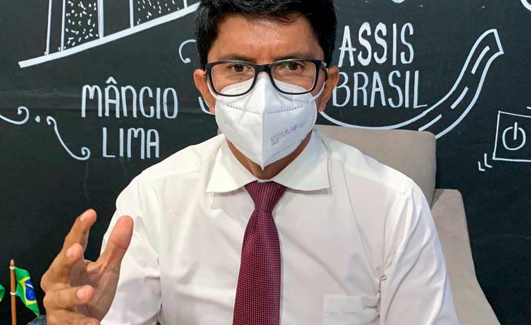 Não se combate uma pandemia apenas dentro de hospitais, diz Jenilson