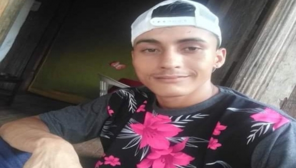 Criminosos roubam celular de trabalhador e não satisfeitos atiram 4 vezes contra a vítima