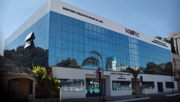 Ministério Público investiga se professores estão cumprindo carga-horária de aulas virtuais