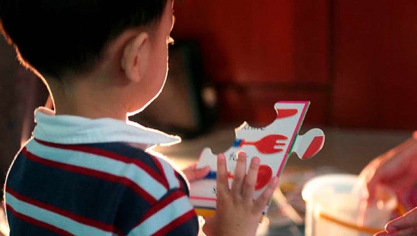 Mães relatam avanços e desafios para crianças autistas na pandemia