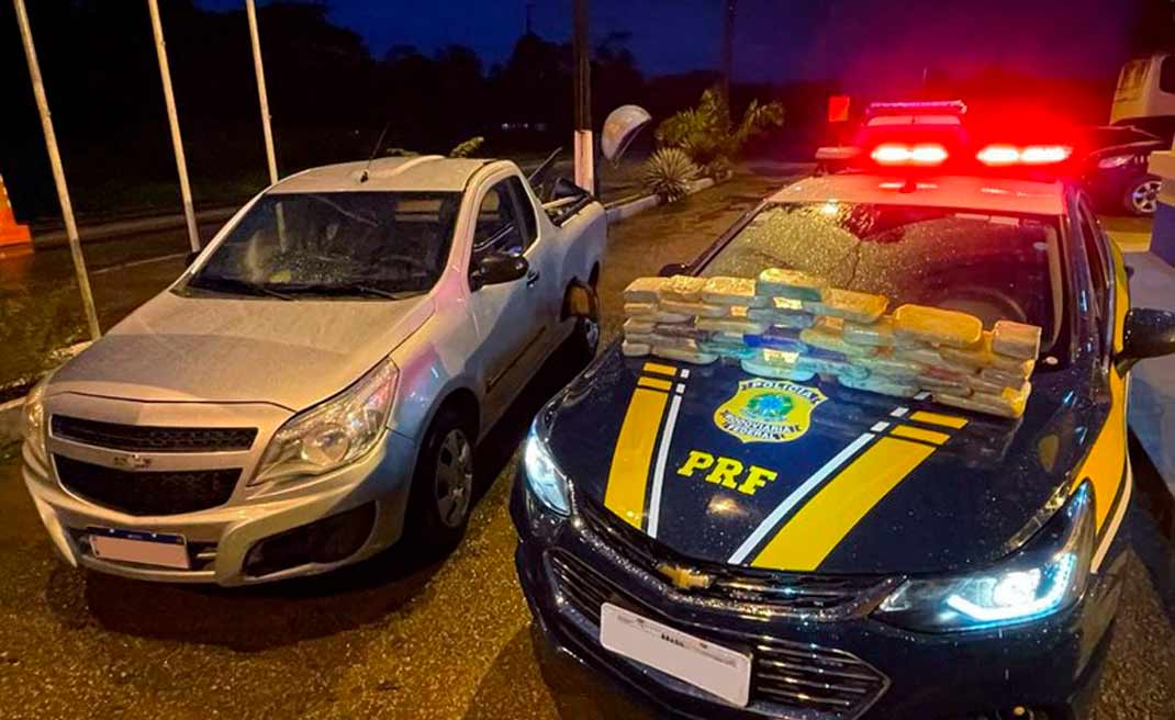 Narcotraficante é preso com quase 30 quilos de cocaína escondida em fundo falso de banco de veículo