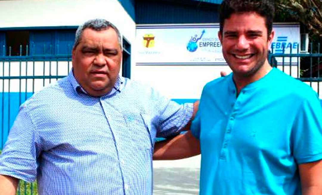 Mazinho Serafim diz que Gladson se promove em “cima da desgraça das pessoas”