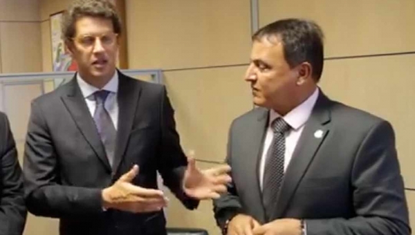 Ricardo Salles cita o Acre na rota do desmatamento na Amazônia e diz que espera receber U$$ 1 bilhão de governos estrangeiros