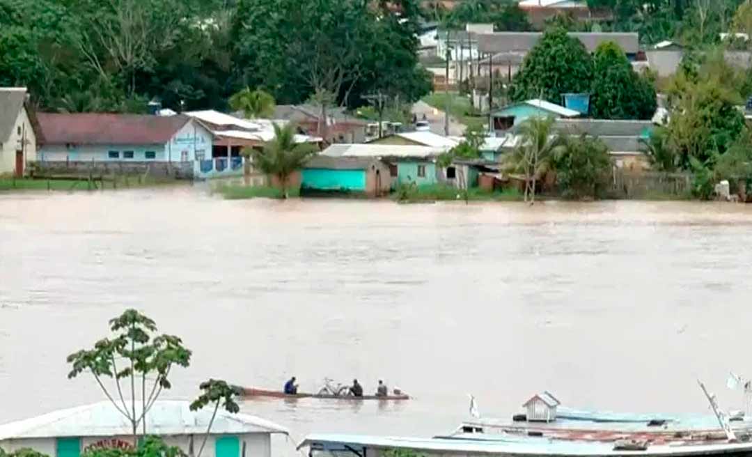 Após atingir 30 mil pessoas, Rio Juruá apresenta sinal de vazante em Cruzeiro do Sul