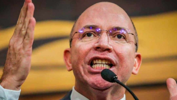 “Essa questão do atraso na vacinação isso aí é questão de polícia”, dispara Gehlen Diniz