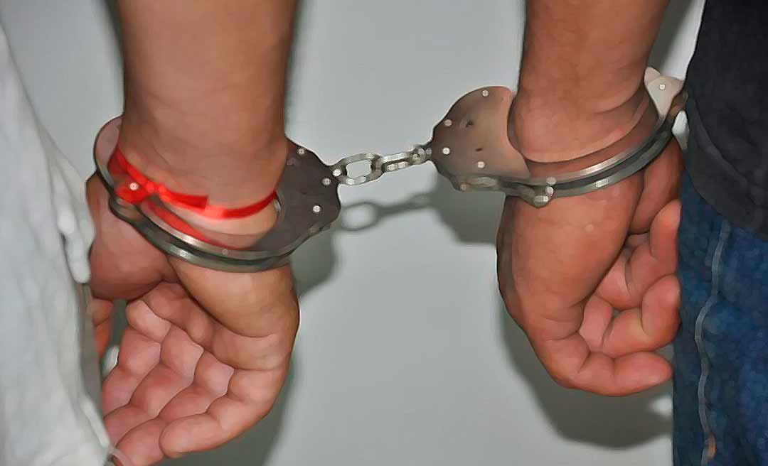 Em Mâncio Lima, Polícia Civil prende dupla de traficante ao transportar cocaína pura em moto