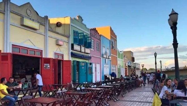 Donos de bares pedem ao governo que reveja decreto de restrições e dizem que medida é ‘ineficaz’ para conter a covid-19