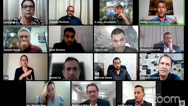 Vereadores reclamam da vacinação coordenada pela Semsa em Rio Branco