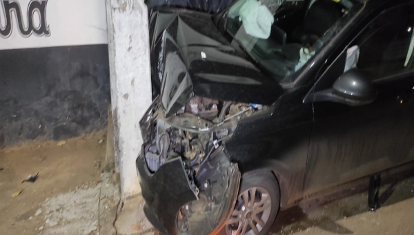 Bandidos acabam presos após assaltar motorista de aplicativo no Aviário